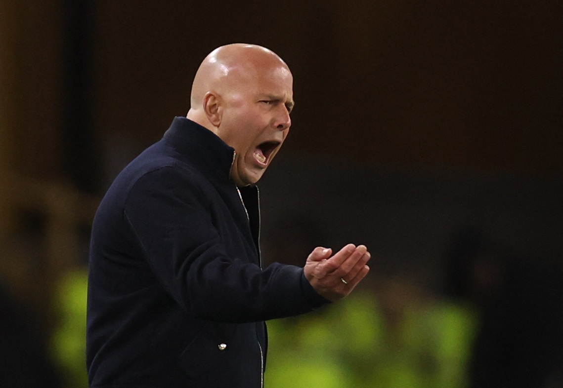 半岛app-TA：拿不下狼队和热刺这种弱队，斯洛特还有机会扭转但时间不多了